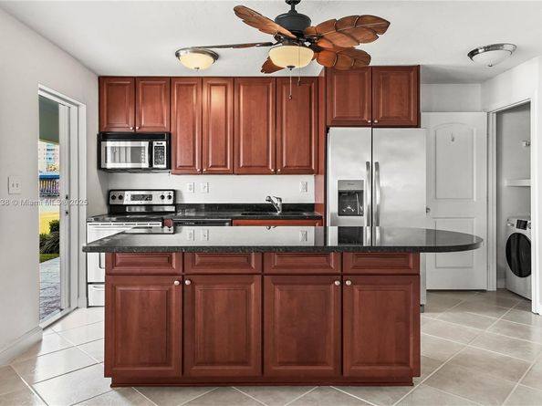 2895 NE 32nd St 110, Fort Lauderdale FL 33306
