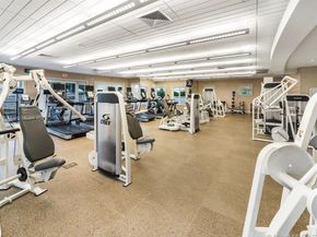 19900 E Country Club Dr 318, Aventura FL 33180