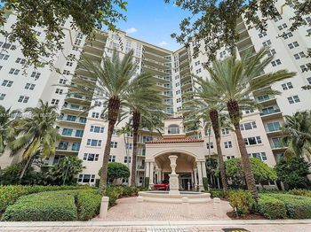 19900 E Country Club Dr