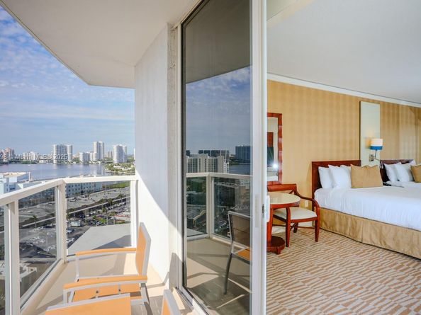 18001 Collins Ave 1118, Sunny Isles Beach FL 33160