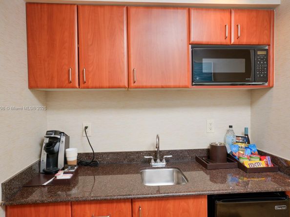 18001 Collins Ave 1118, Sunny Isles Beach FL 33160