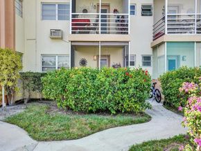 16901 NE 13th Ave 110, Miami FL 33162