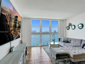 1228 West Ave 201, Miami Beach FL 33139