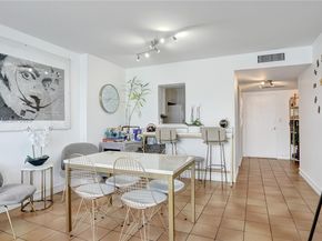 1228 West Ave 201, Miami Beach FL 33139