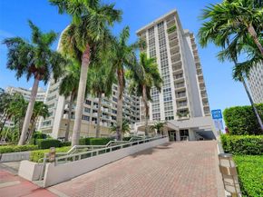1228 West Ave 201, Miami Beach FL 33139