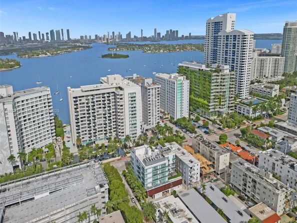 1228 West Ave 201, Miami Beach FL 33139