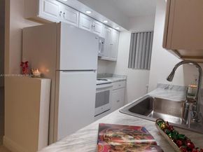 523 Trace Cir 105, Deerfield Beach FL 33441