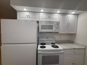 523 Trace Cir 105, Deerfield Beach FL 33441