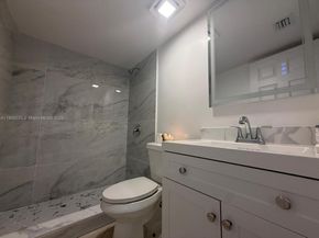 523 Trace Cir 105, Deerfield Beach FL 33441