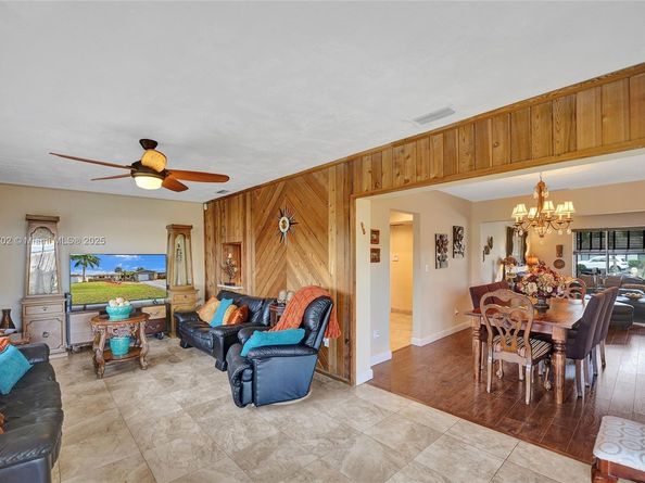 11000 NW 20th St, Pembroke Pines FL 33026