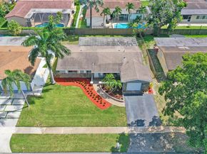 11000 NW 20th St, Pembroke Pines FL 33026