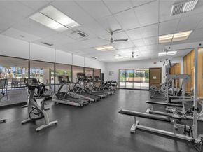 20351 W Country Club Dr TH17, Aventura FL 33180