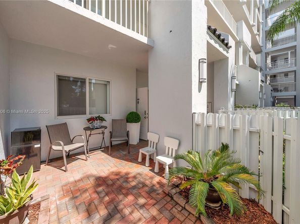 10700 NW 66th St 103, Doral FL 33178