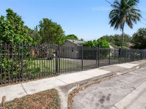 5537 NW 5th Ave, Miami FL 33127