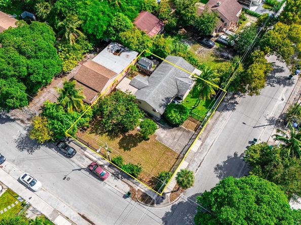 5537 NW 5th Ave, Miami FL 33127