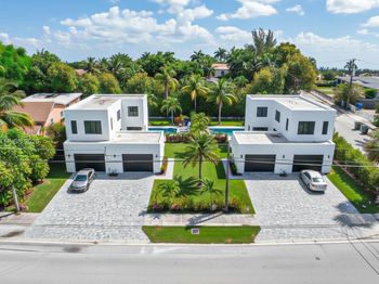 5537 NW 5th Ave