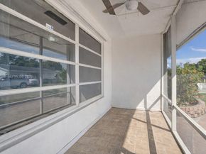 4927 NW 55th Ct, Tamarac FL 33319