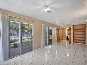 4927 NW 55th Ct, Tamarac FL 33319