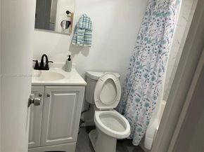 9010 Sunrise Lakes Blvd 304, Sunrise FL 33322