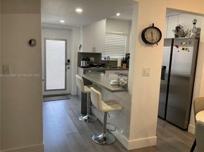 9010 Sunrise Lakes Blvd 304, Sunrise FL 33322