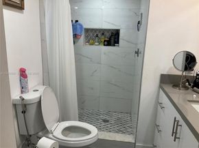 9010 Sunrise Lakes Blvd 304, Sunrise FL 33322
