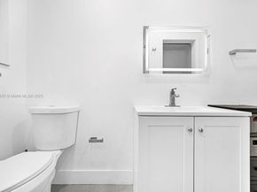 876 NE 81st St, Miami FL 33138