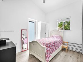 876 NE 81st St, Miami FL 33138