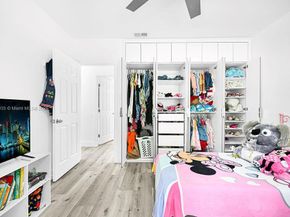 876 NE 81st St, Miami FL 33138