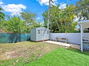 876 NE 81st St, Miami FL 33138