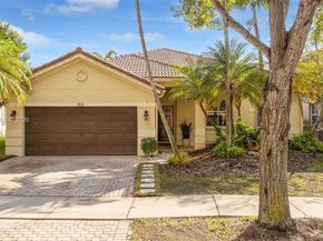 766 Sunflower Cir, Weston FL 33327