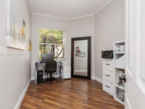 766 Sunflower Cir, Weston FL 33327