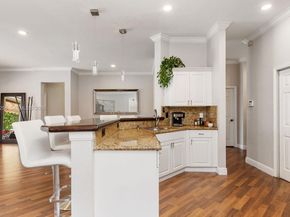 766 Sunflower Cir, Weston FL 33327