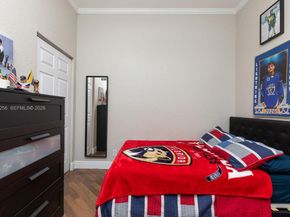 766 Sunflower Cir, Weston FL 33327