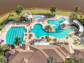 766 Sunflower Cir, Weston FL 33327