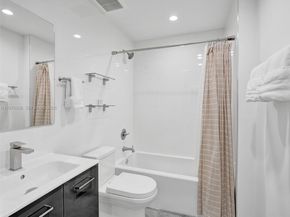 417 SW 15th St, Fort Lauderdale FL 33315