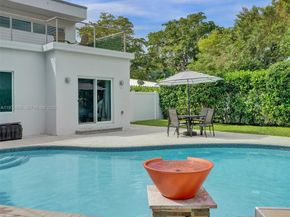 417 SW 15th St, Fort Lauderdale FL 33315