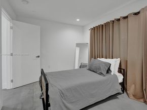 417 SW 15th St, Fort Lauderdale FL 33315