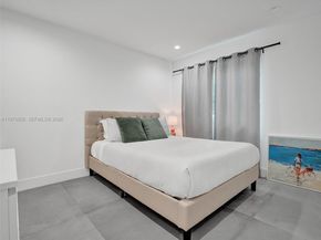 417 SW 15th St, Fort Lauderdale FL 33315