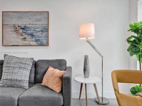 417 SW 15th St, Fort Lauderdale FL 33315