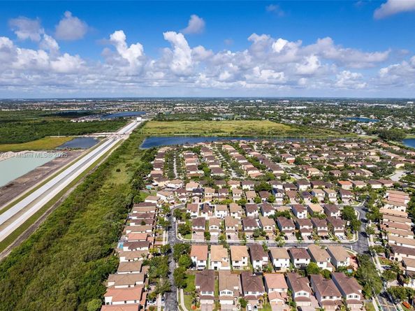 22777 SW 93rd Ct, Cutler Bay FL 33190