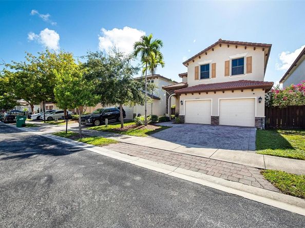 22777 SW 93rd Ct, Cutler Bay FL 33190