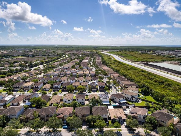 22777 SW 93rd Ct, Cutler Bay FL 33190