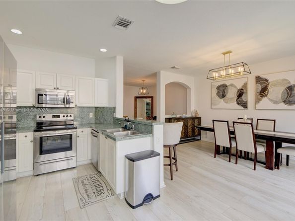 12445 SW 125th Ter, Miami FL 33186