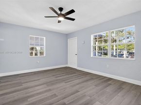 870 NE 144th St, North Miami FL 33161