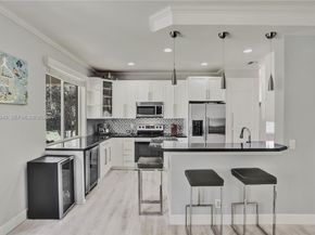 1462 Sabal Trl, Weston FL 33327