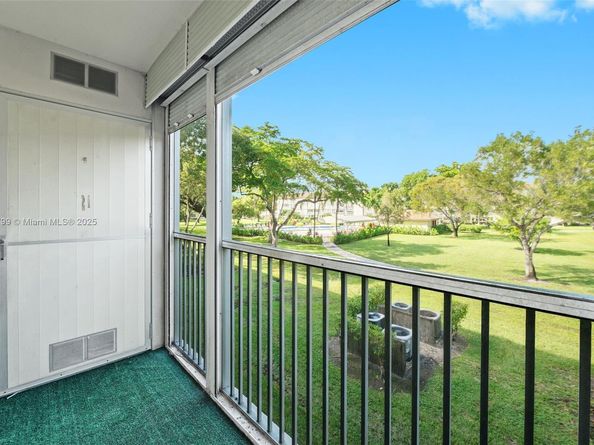 13255 SW 9th Ct 211G, Pembroke Pines FL 33027