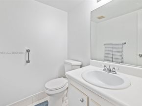 13255 SW 9th Ct 211G, Pembroke Pines FL 33027