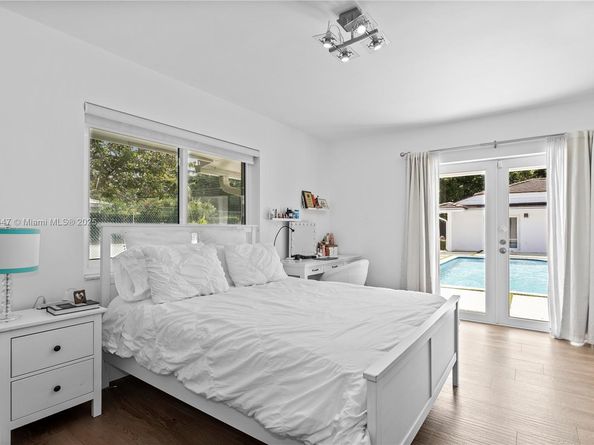 13551 SW 62nd Ave, Pinecrest FL 33156