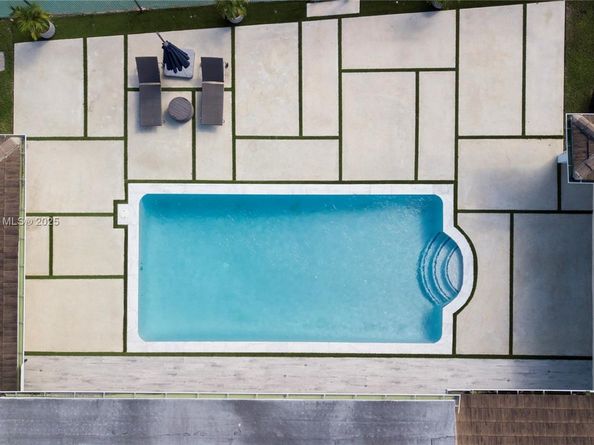 13551 SW 62nd Ave, Pinecrest FL 33156