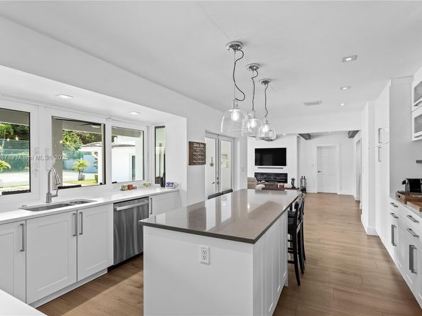 13551 SW 62nd Ave, Pinecrest FL 33156